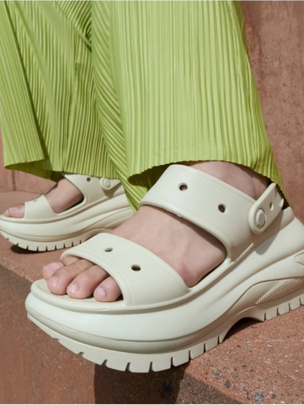 Brand new CROCS Mega Crush Sandal in Light Cream
